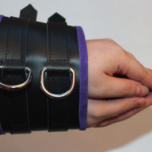 Wide cuff arm binder