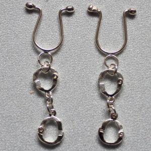 Silver clip on nipple jewellery – handcuff
