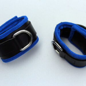 Padded wrist restraints – blue