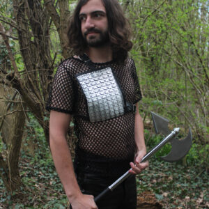Chainmail shoulder panel
