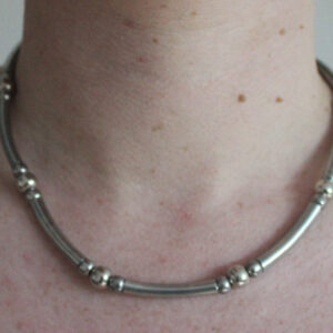 Metal beadwork necklace