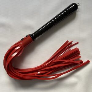 Vegan stinger flogger