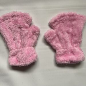 Pink paw gloves