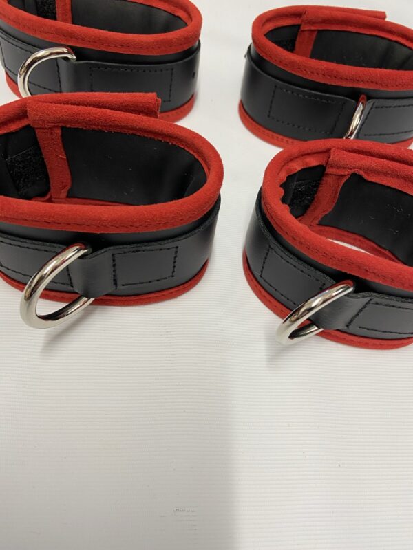 Luxury wrist and ankle restraints set - Image 8