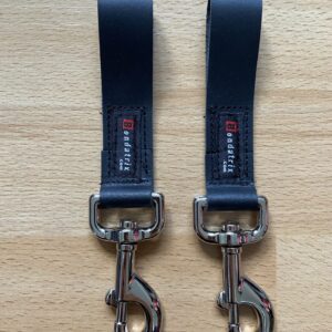 Belt loop trigger clips