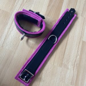Ankle restraints – pink suede edging